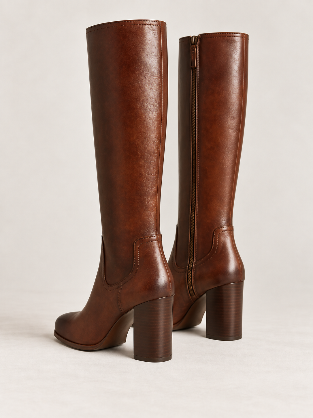 Bottes hautes en cuir à talon bloc — Apolline