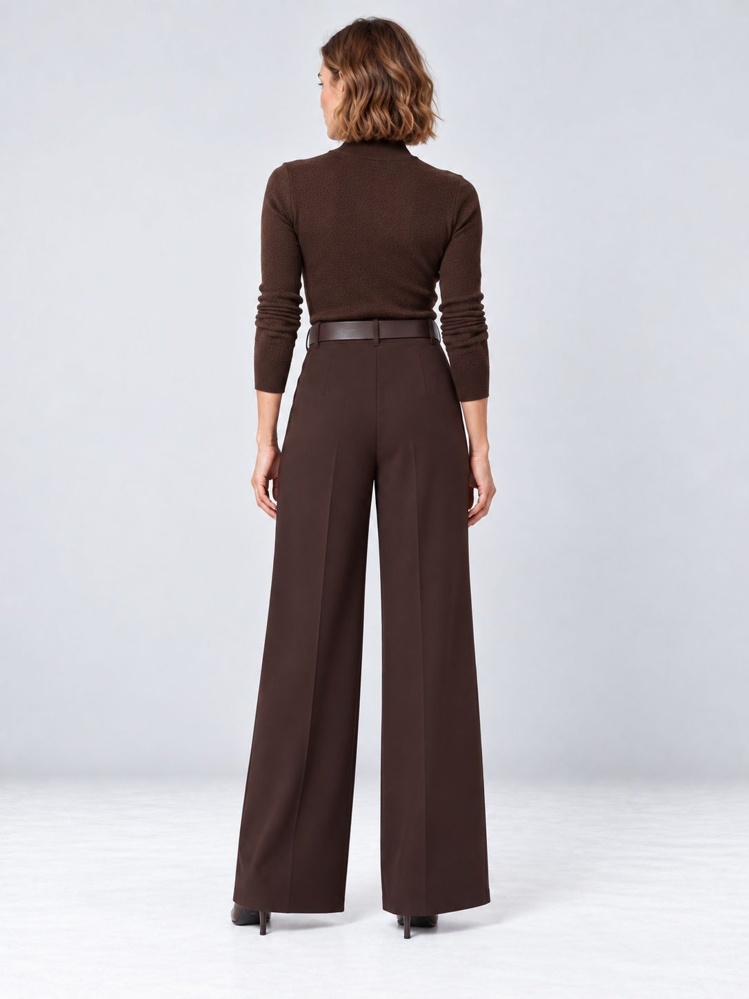 Marie - Wide-leg pleated trousers - Deep Chocolate