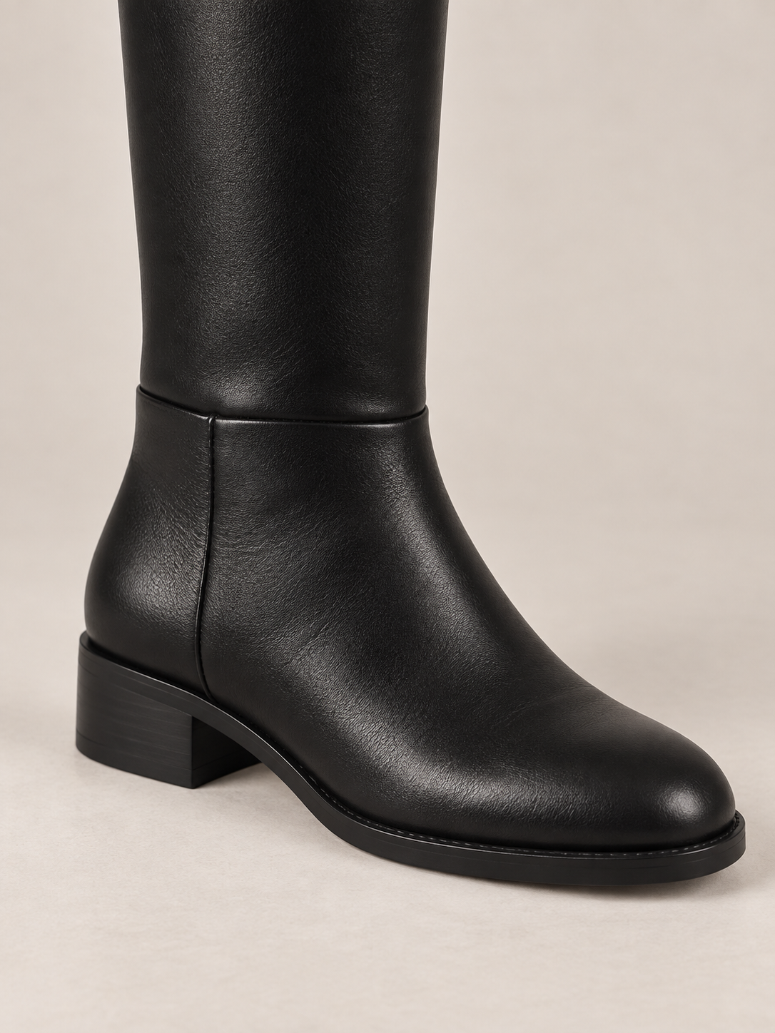 Diane — Sleek leather high boots