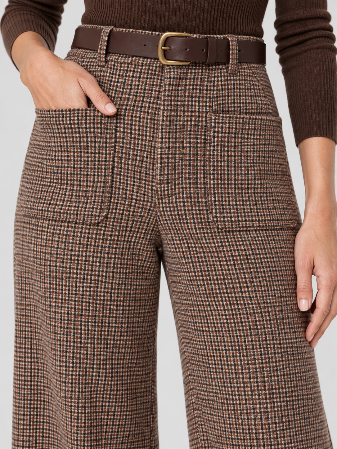 Pantaloni svasati in lana a microquadretti — Ariane