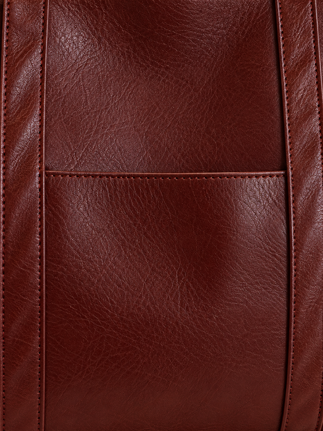 Agathe — Leather tote with clean lines