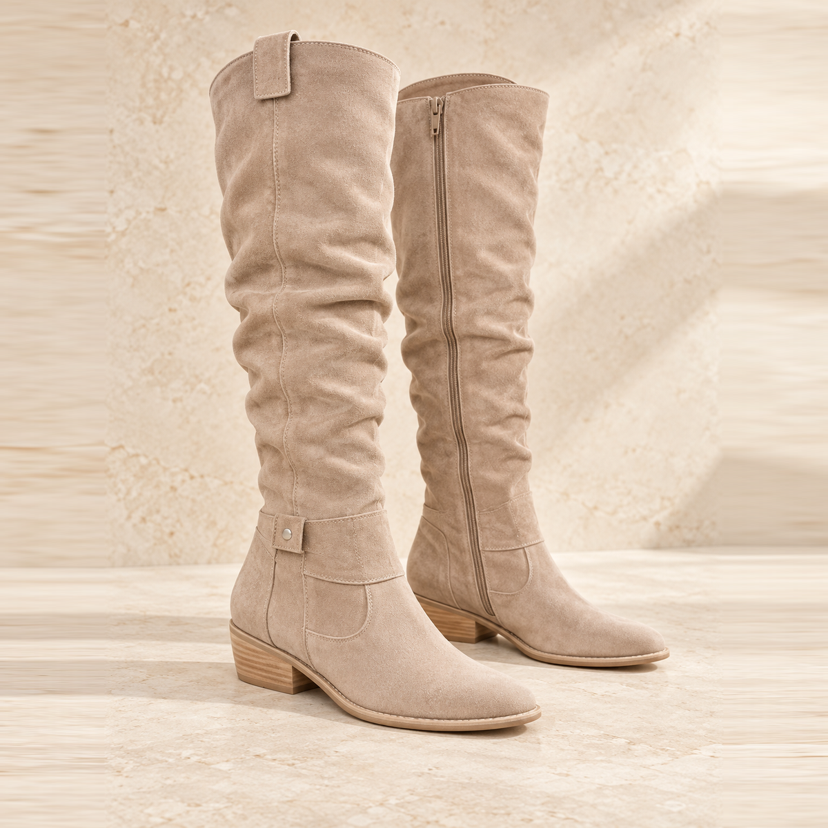 Bottes en suède à tige plissée — Émilie