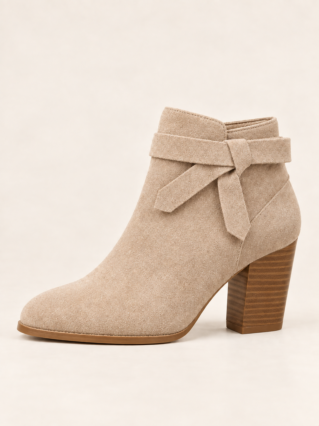 Stivaletti in suede con fiocco laterale — Lucile