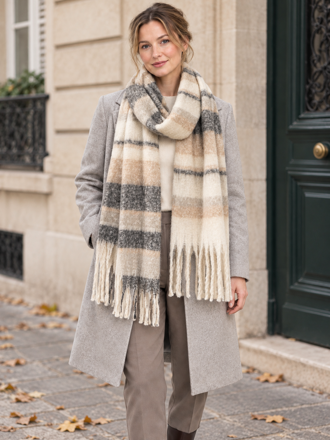 Écharpe à carreaux et longues franges — Eulalie