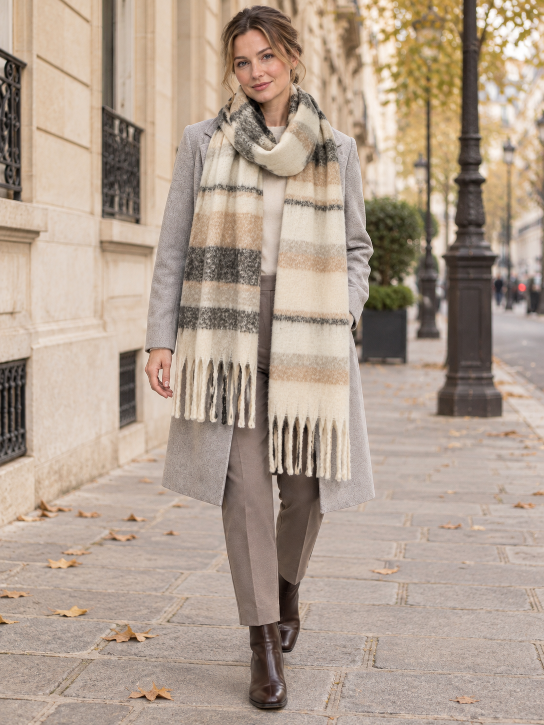Écharpe à carreaux et longues franges — Eulalie