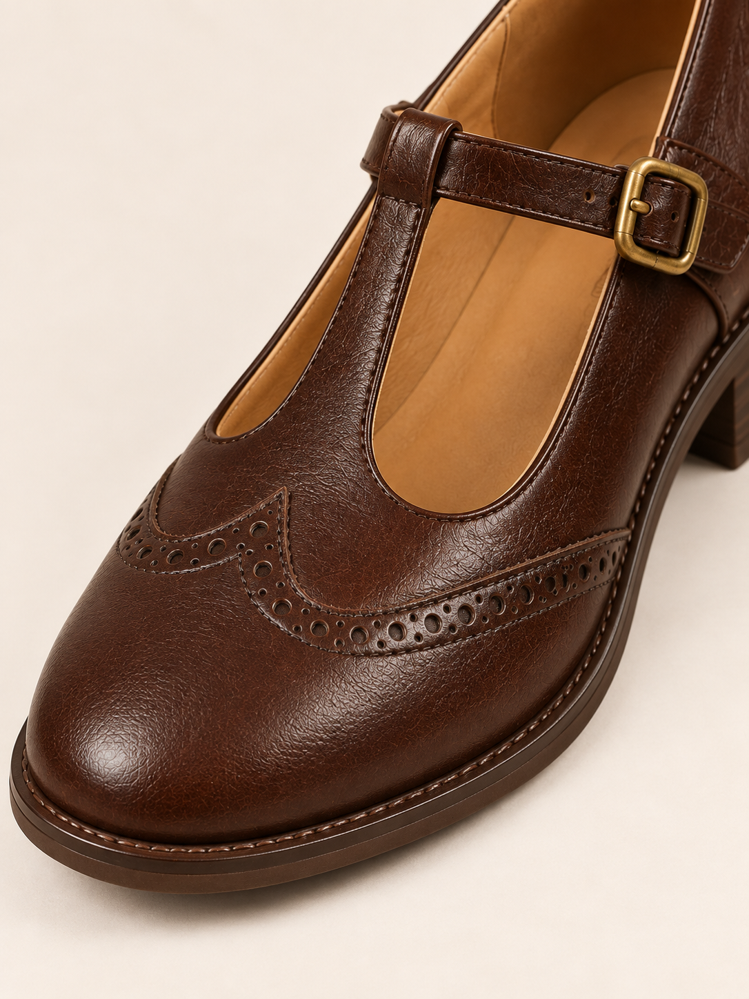 Blandine — Marron — détail du bout et des perforations