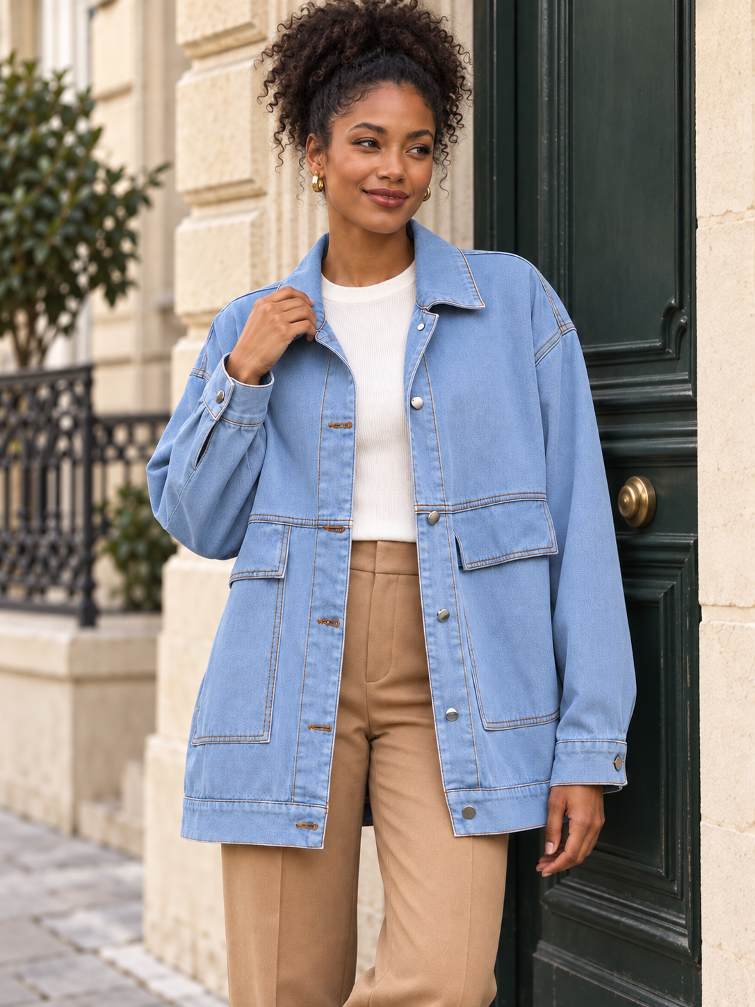 Aline — Long denim jacket with large pockets