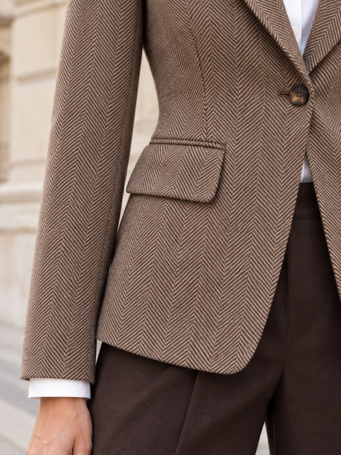 Isabeau — Herringbone wool fitted blazer
