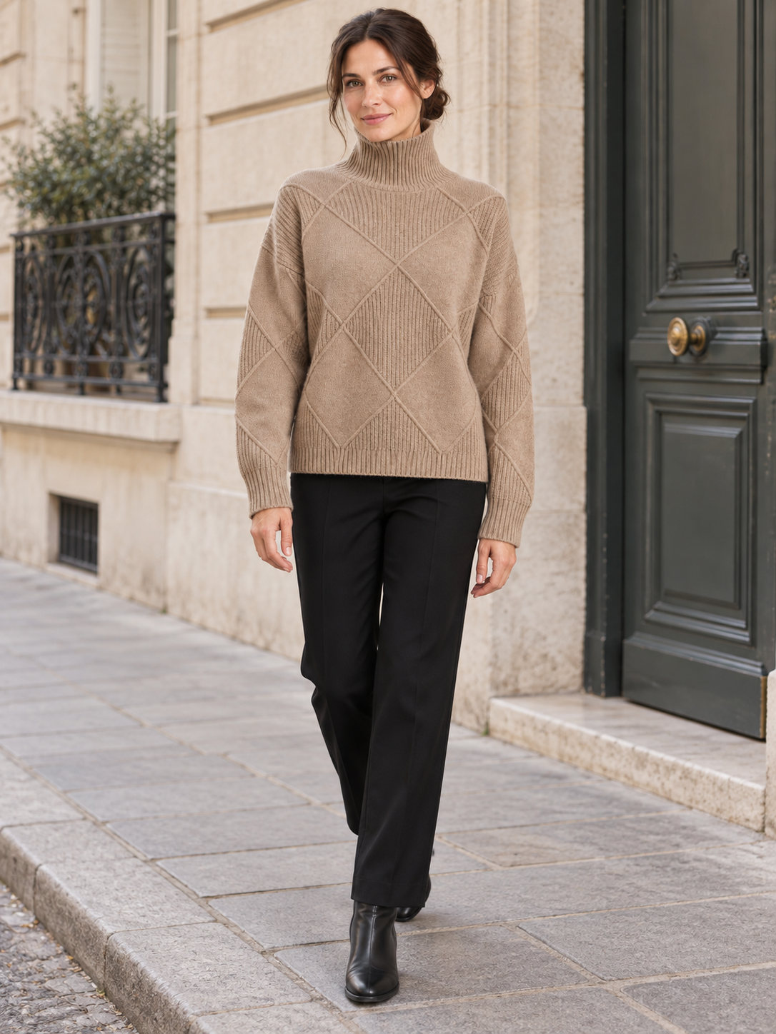 Maglione in lana a rombi con collo alto — Camille
