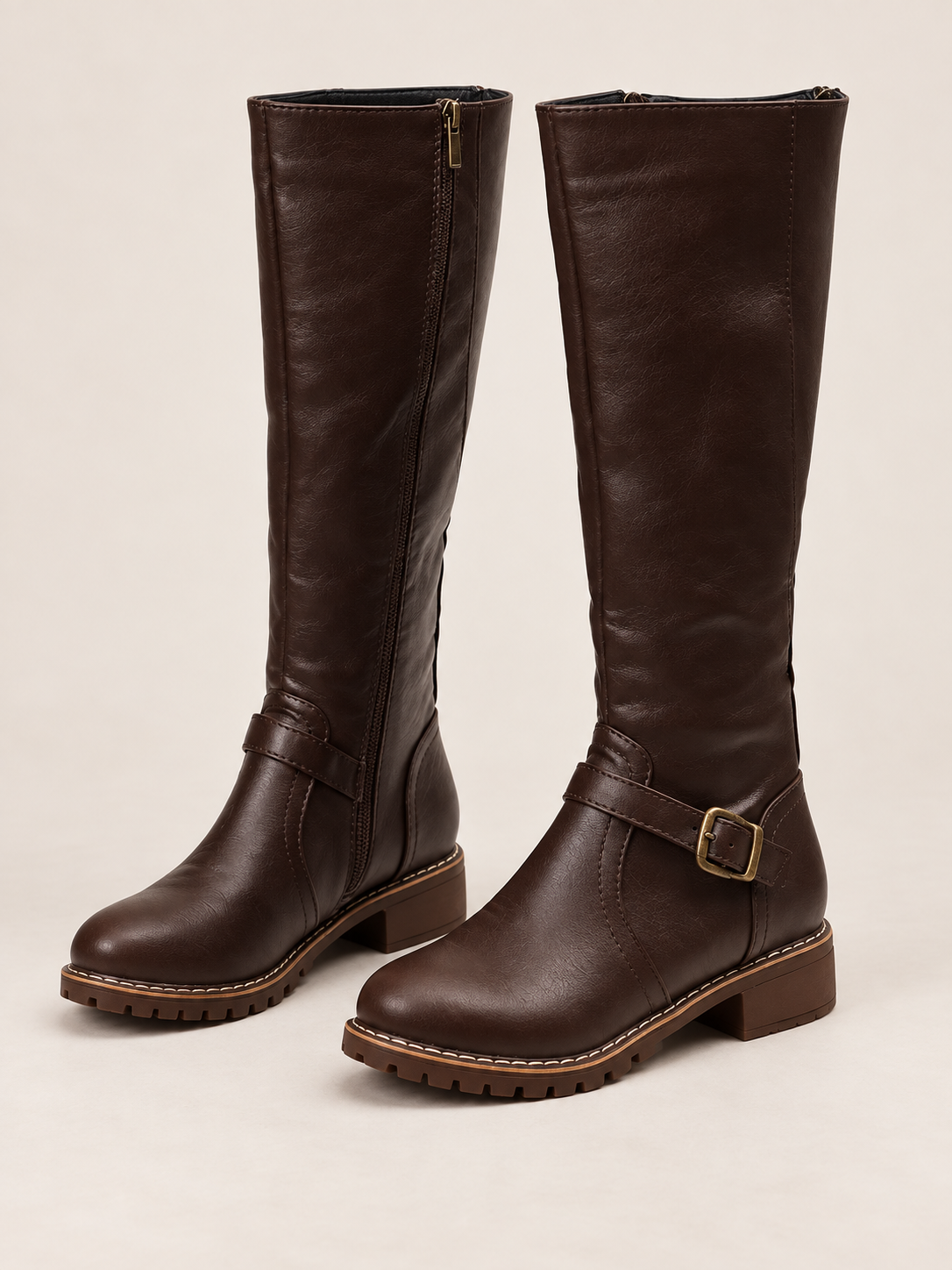 Agathe — Leather high boots with strap