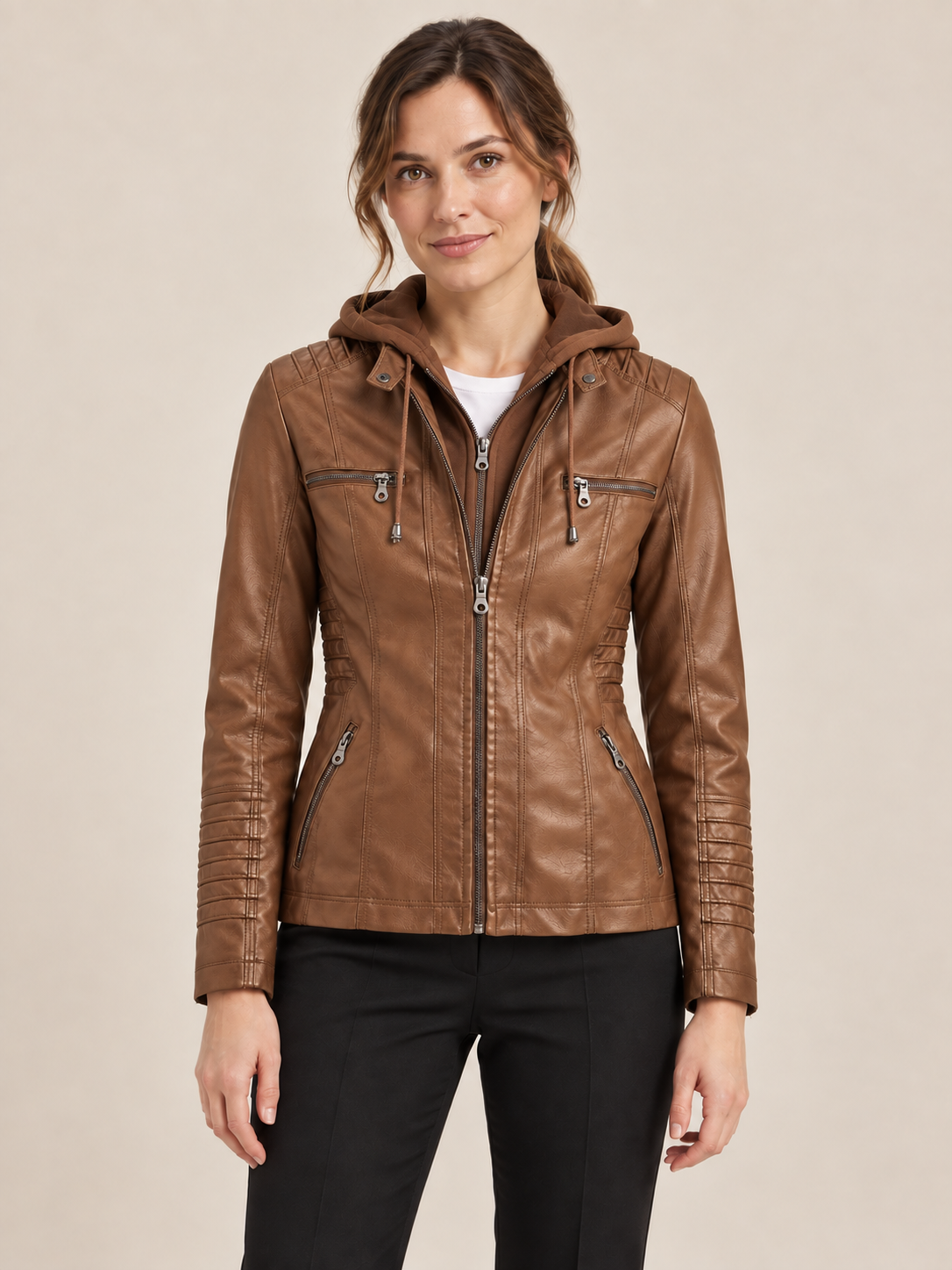 Veste en cuir cintrée à capuche — Oriane