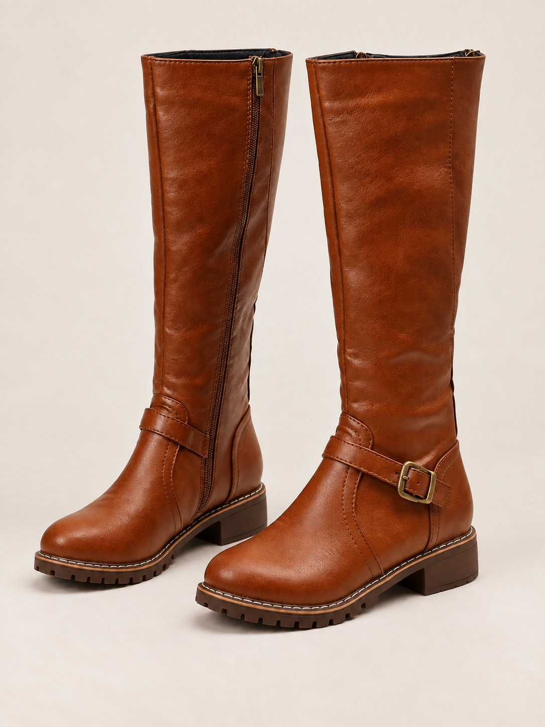 Agathe — Leather high boots with strap