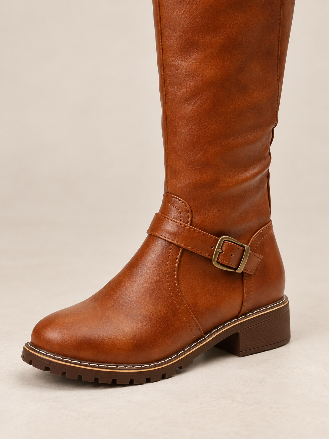Agathe — Leather high boots with strap