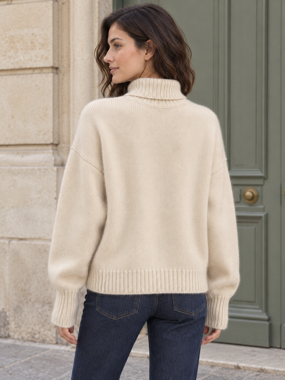 Pull en laine à col montant et poignets longs — Louise