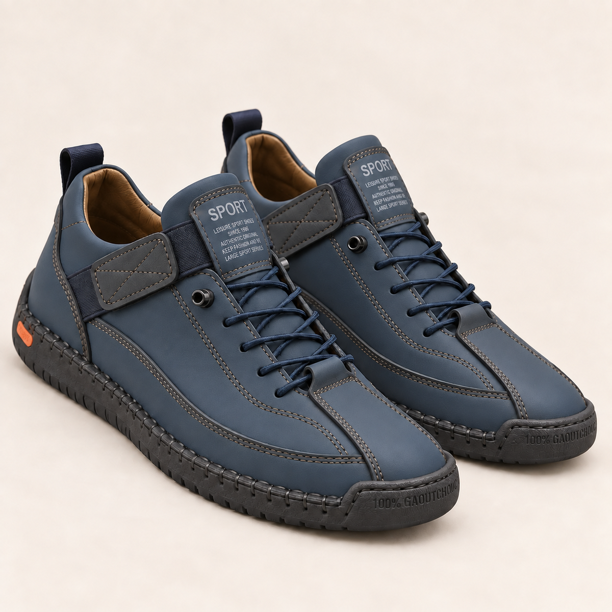 Édith — Bleu marine — Paire sur fond écru.