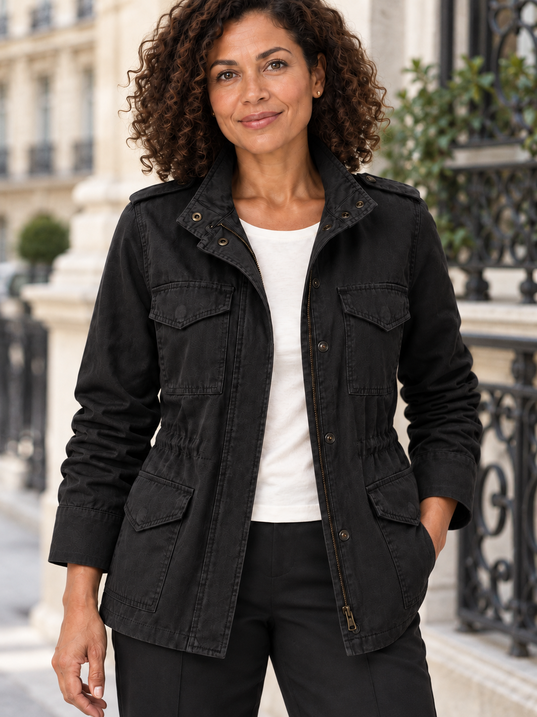 Gaëlle — Noir — Détail de la taille