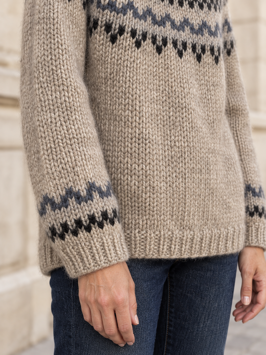 Maglione in lana con motivi jacquard — Adèle
