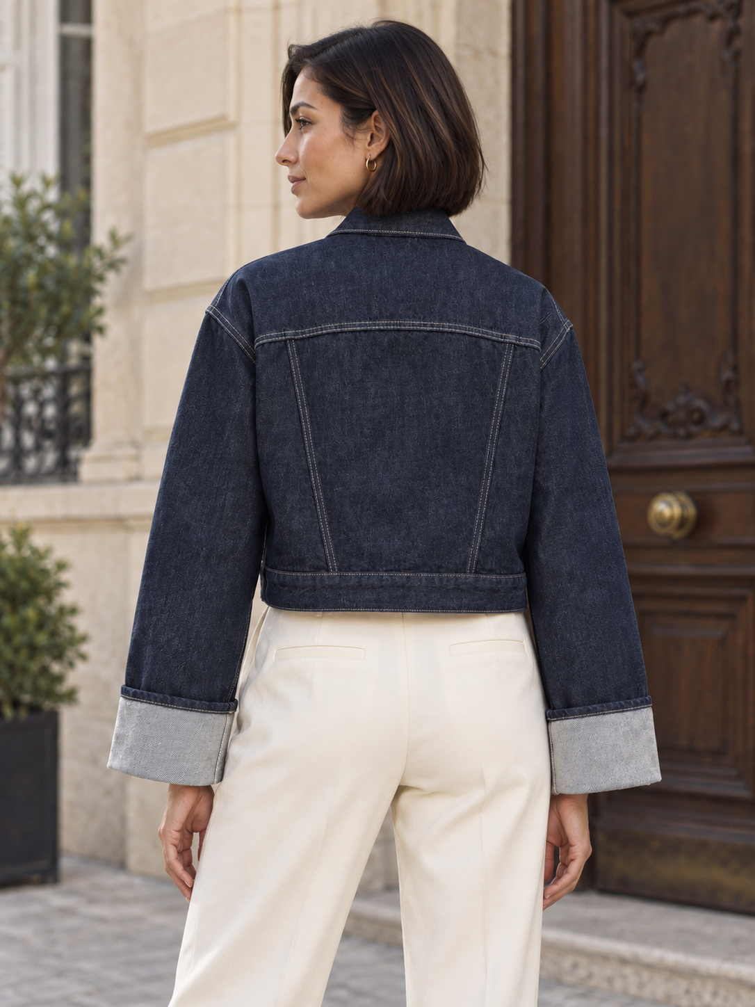 Ninon — Short denim jacket with contrasting cuffs