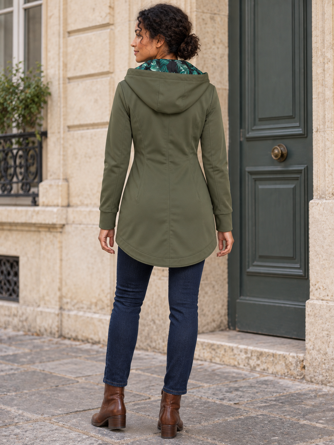 Giacca impermeabile con cappuccio — Lucile