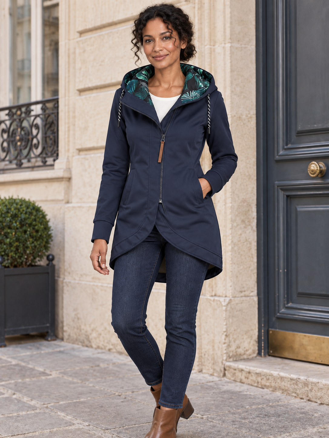Giacca impermeabile con cappuccio — Lucile