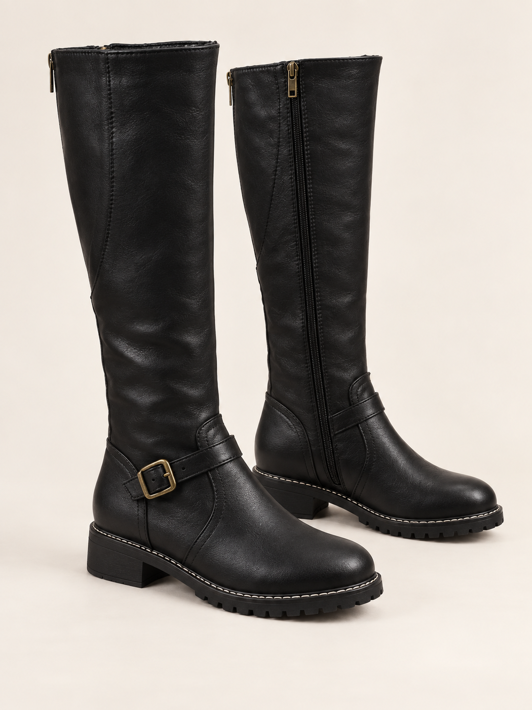Agathe — Leather high boots with strap