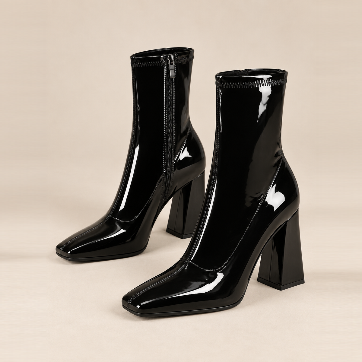 Bottines en cuir verni à talon évasé — Octavie