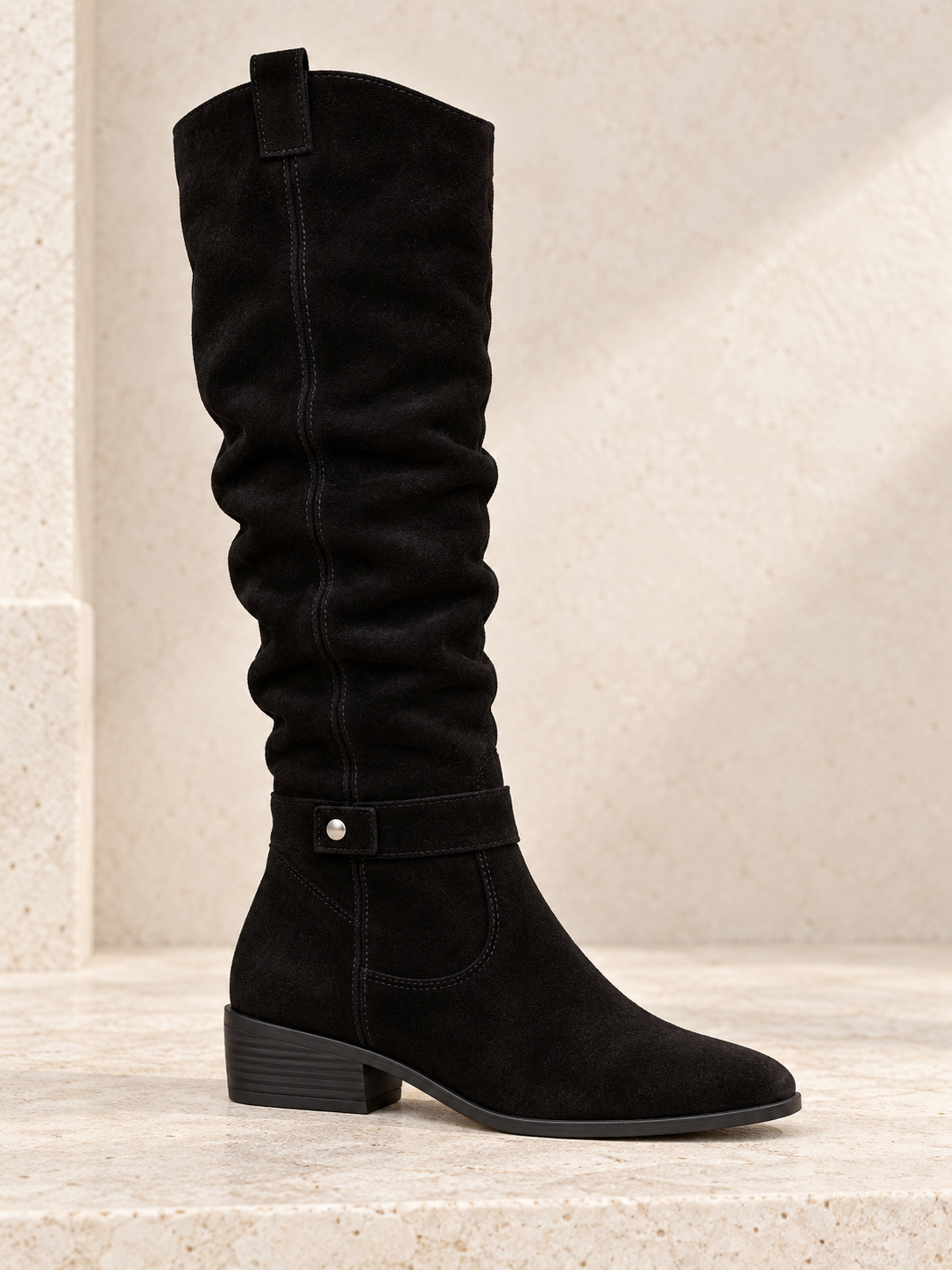 Bottes en suède à tige plissée — Émilie