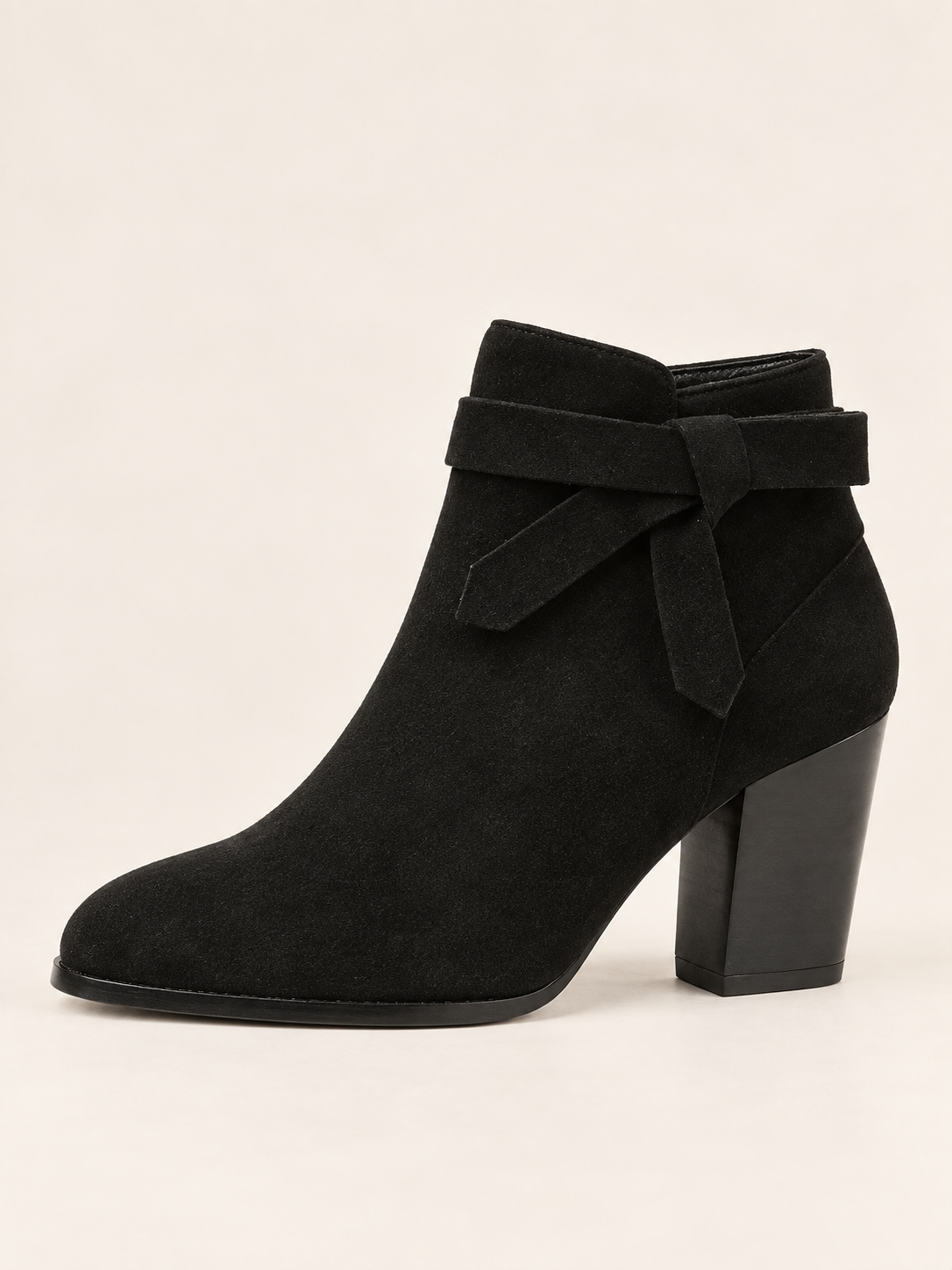 Stivaletti in suede con fiocco laterale — Lucile