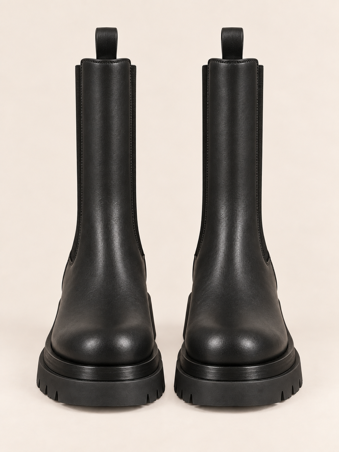 Bottes Chelsea en cuir à semelle crantée — Alix