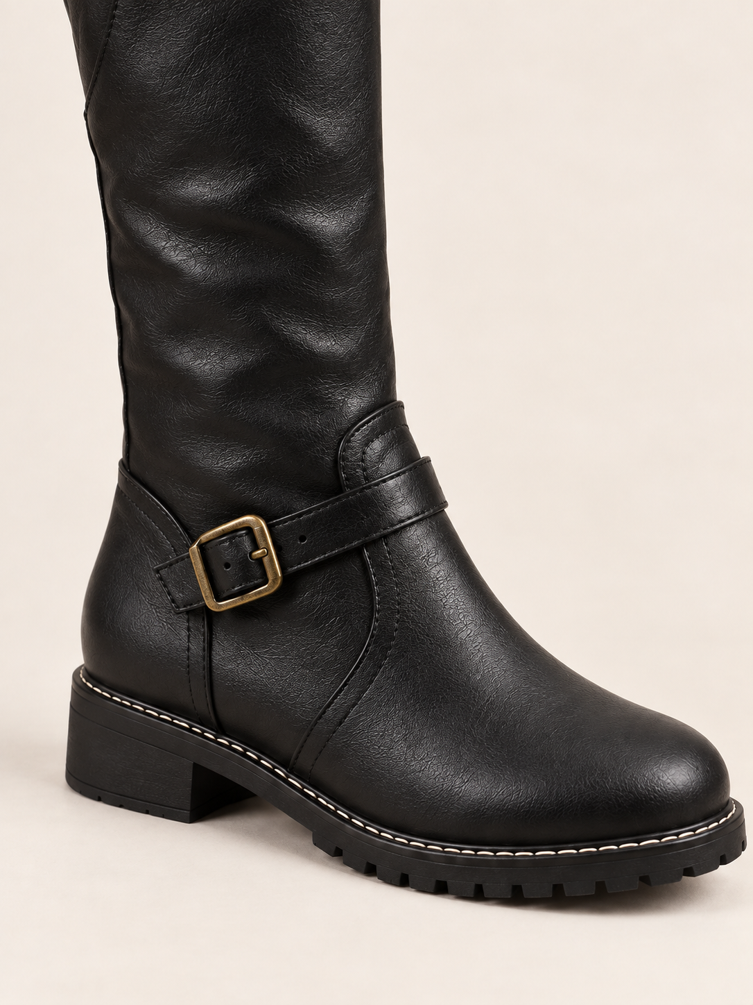 Agathe — Leather high boots with strap
