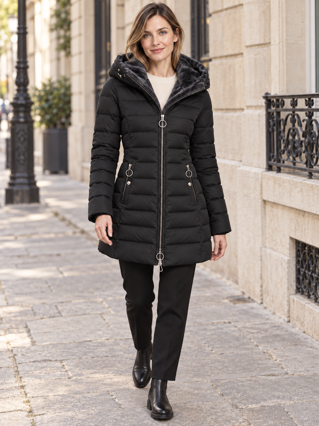 Parka impermeabile con cappuccio foderato — Eugénie