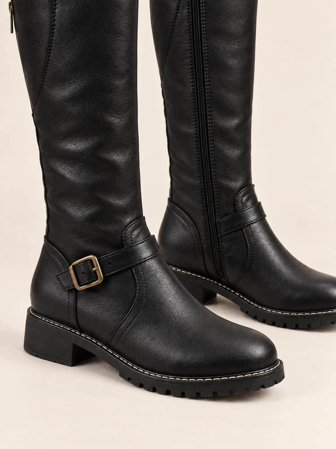Agathe — Leather high boots with strap