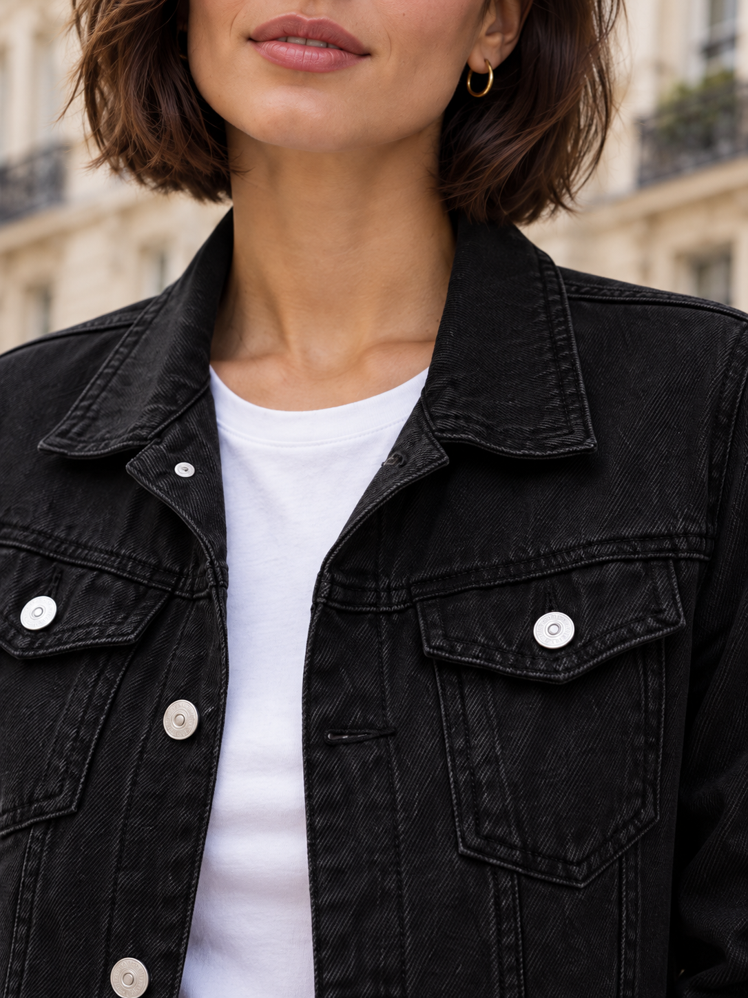 Veste en jean à poches boutonnées — Maëlle
