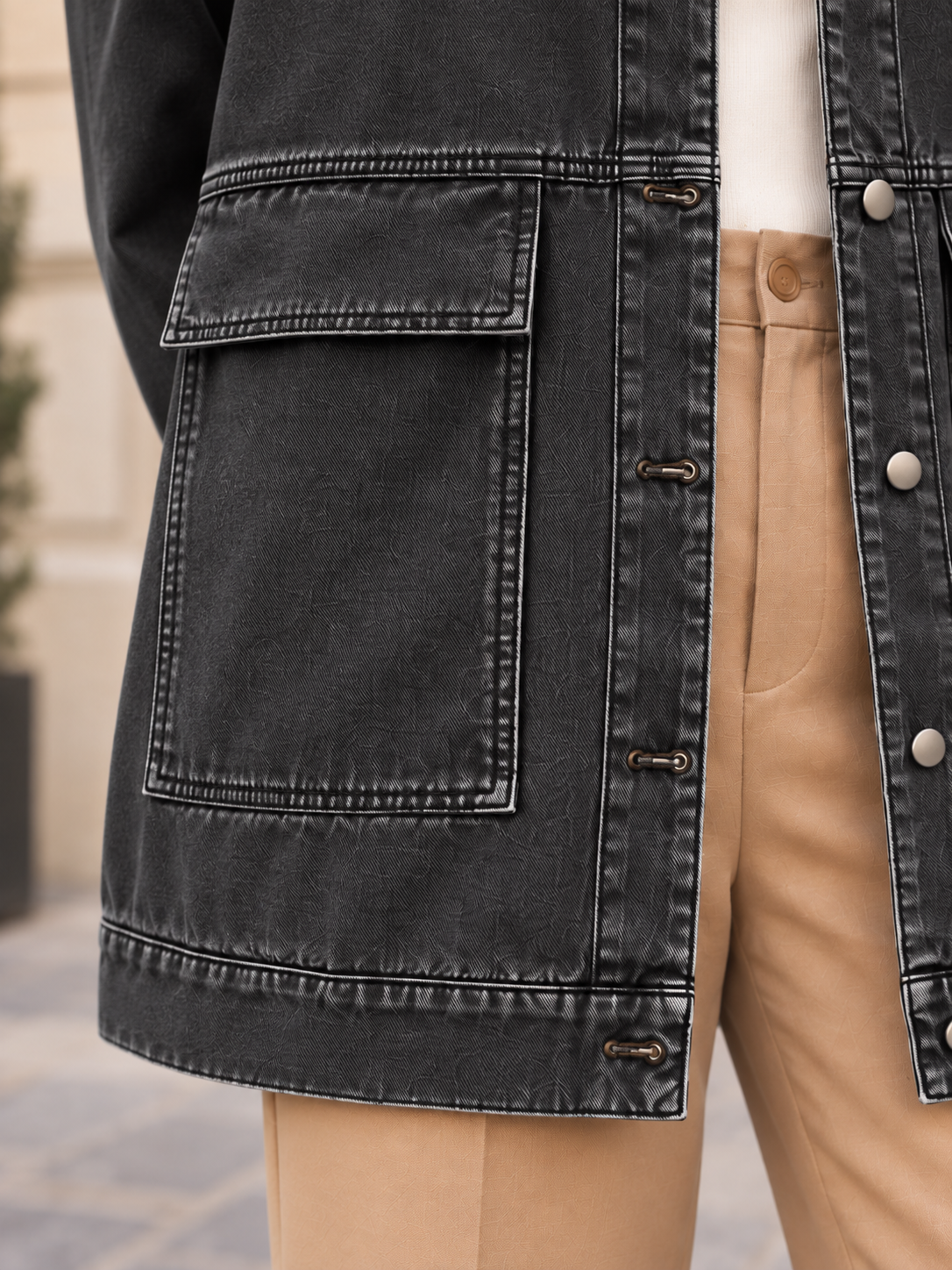 Aline — Long denim jacket with large pockets