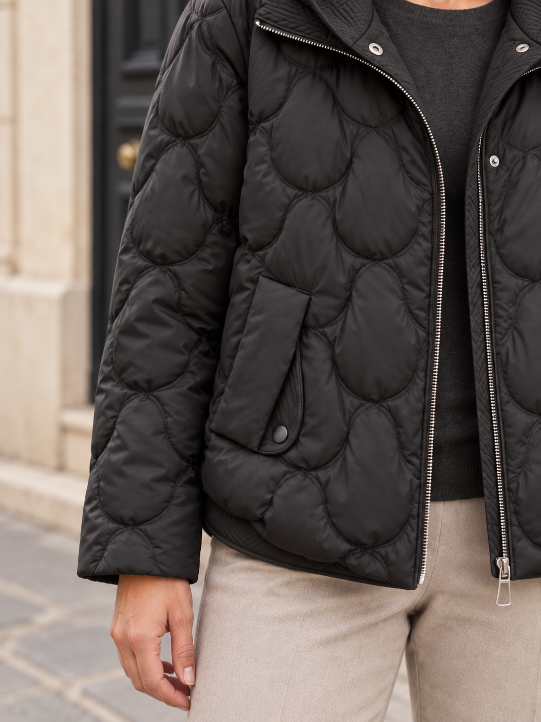 Doudoune à capuche au matelassage arrondi — Apolline