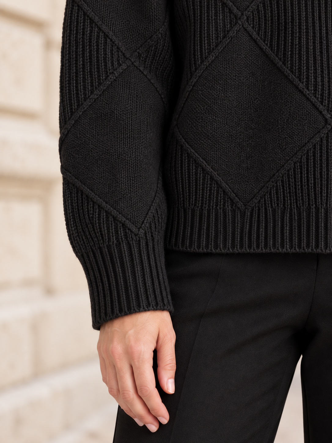 Maglione in lana a rombi con collo alto — Camille