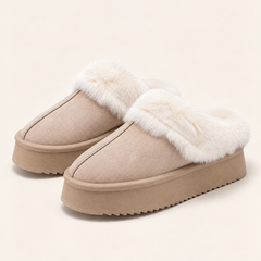 Chaussons mules en suède à col fourré — Éléonore
