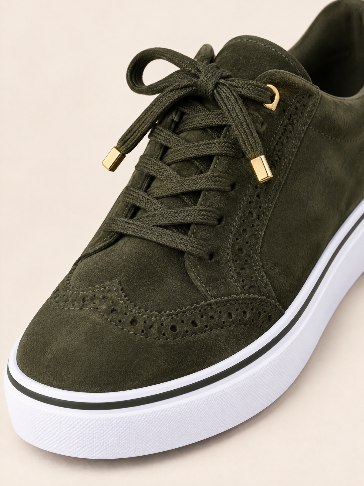 Vert Kaki — 08 — Détail lacets et semelle