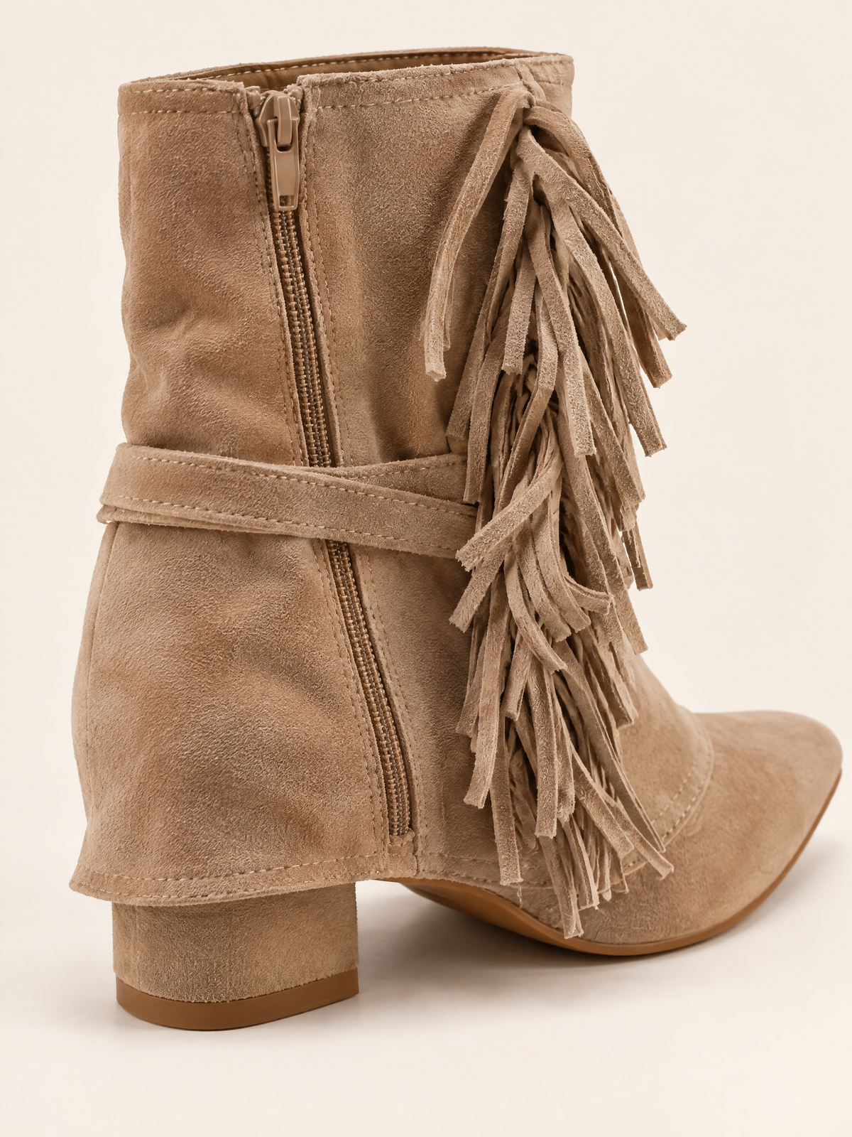 Beige Taupe — 08 — Détail zip, talon et semelle