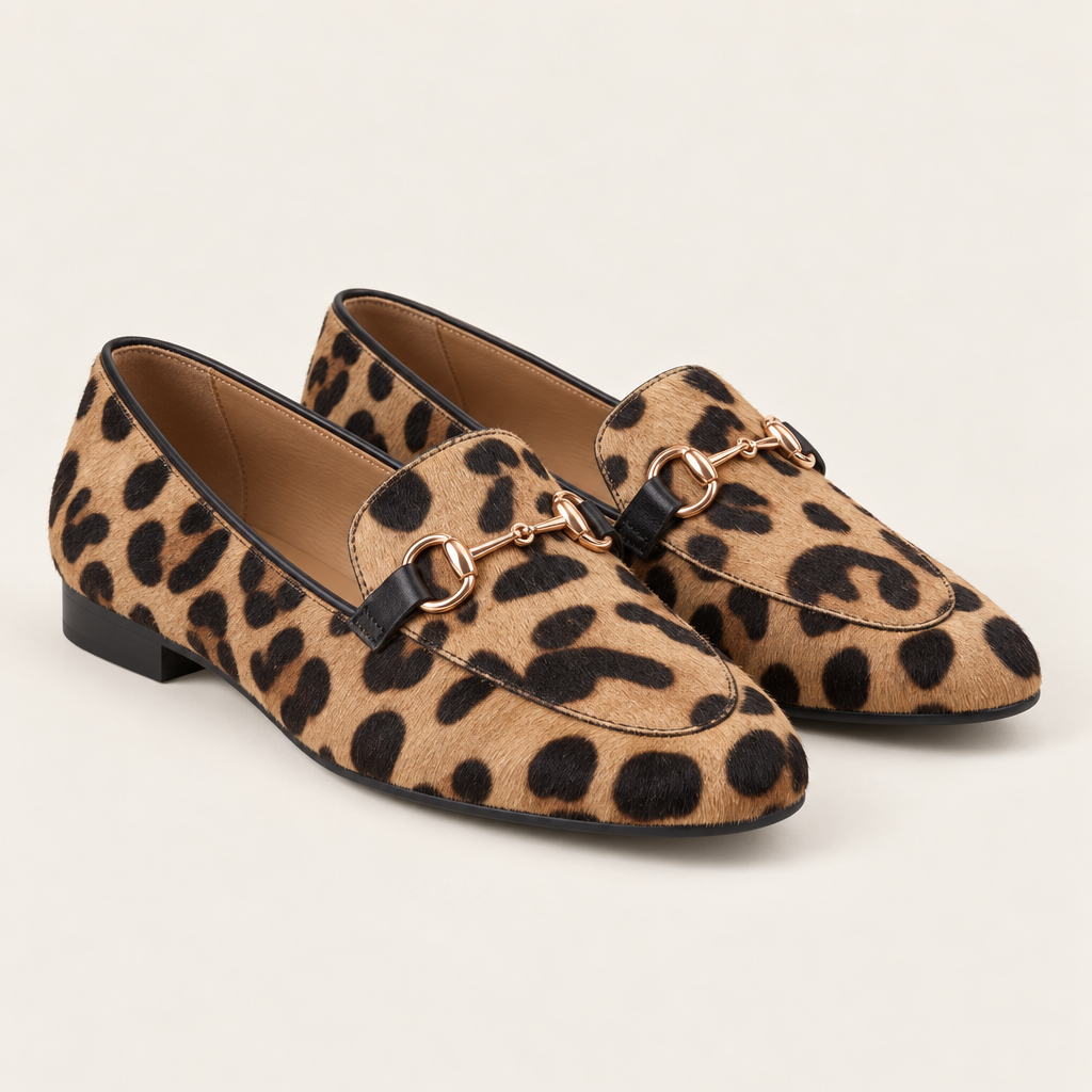 Léopard camel — 01 — Paire carrée sur fond écru