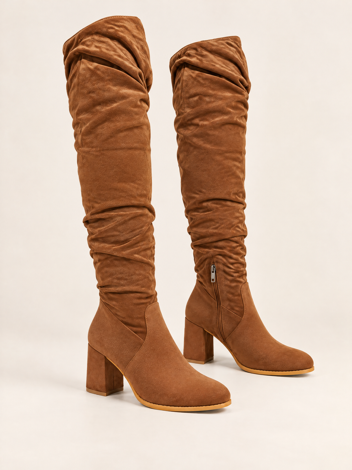 Camel — 06 — Angle trois-quarts latéral avec zip