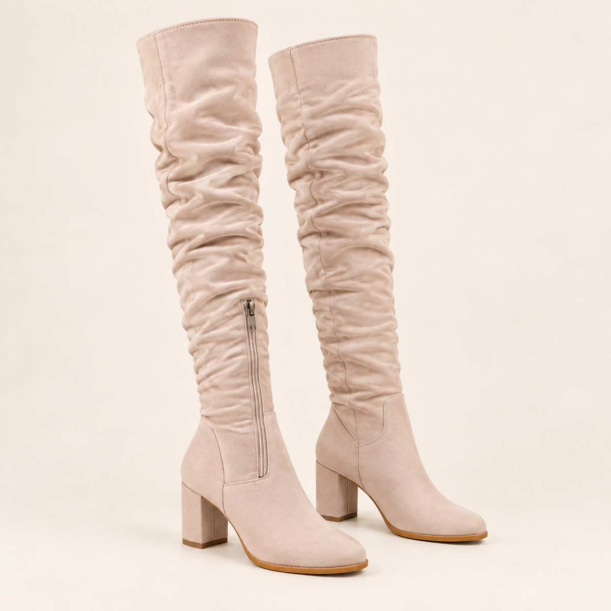 Beige Rosé — 01 — Couverture paire trois-quarts