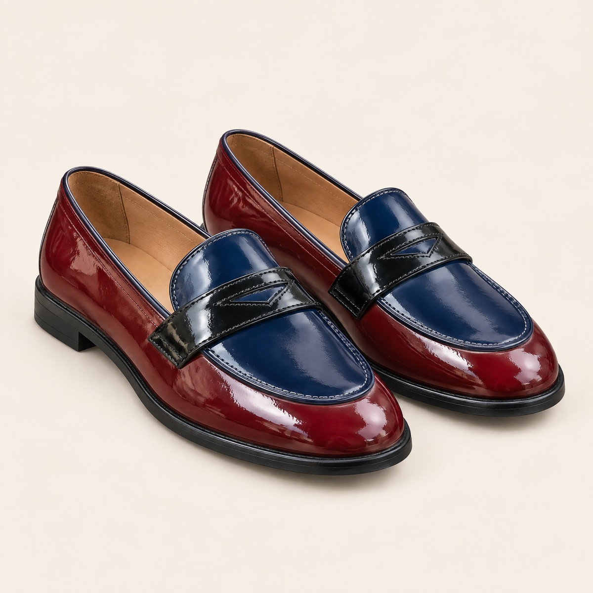 Rouge et Bleu Marine — 01 — Paire carrée sur fond écru