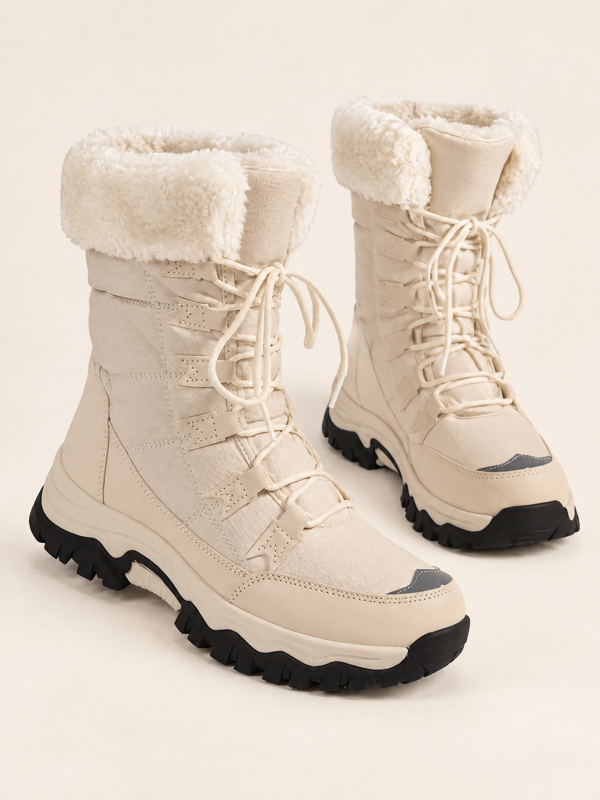 Beige Neige — 06 — Trois-quarts produit, angle complémentaire documenté