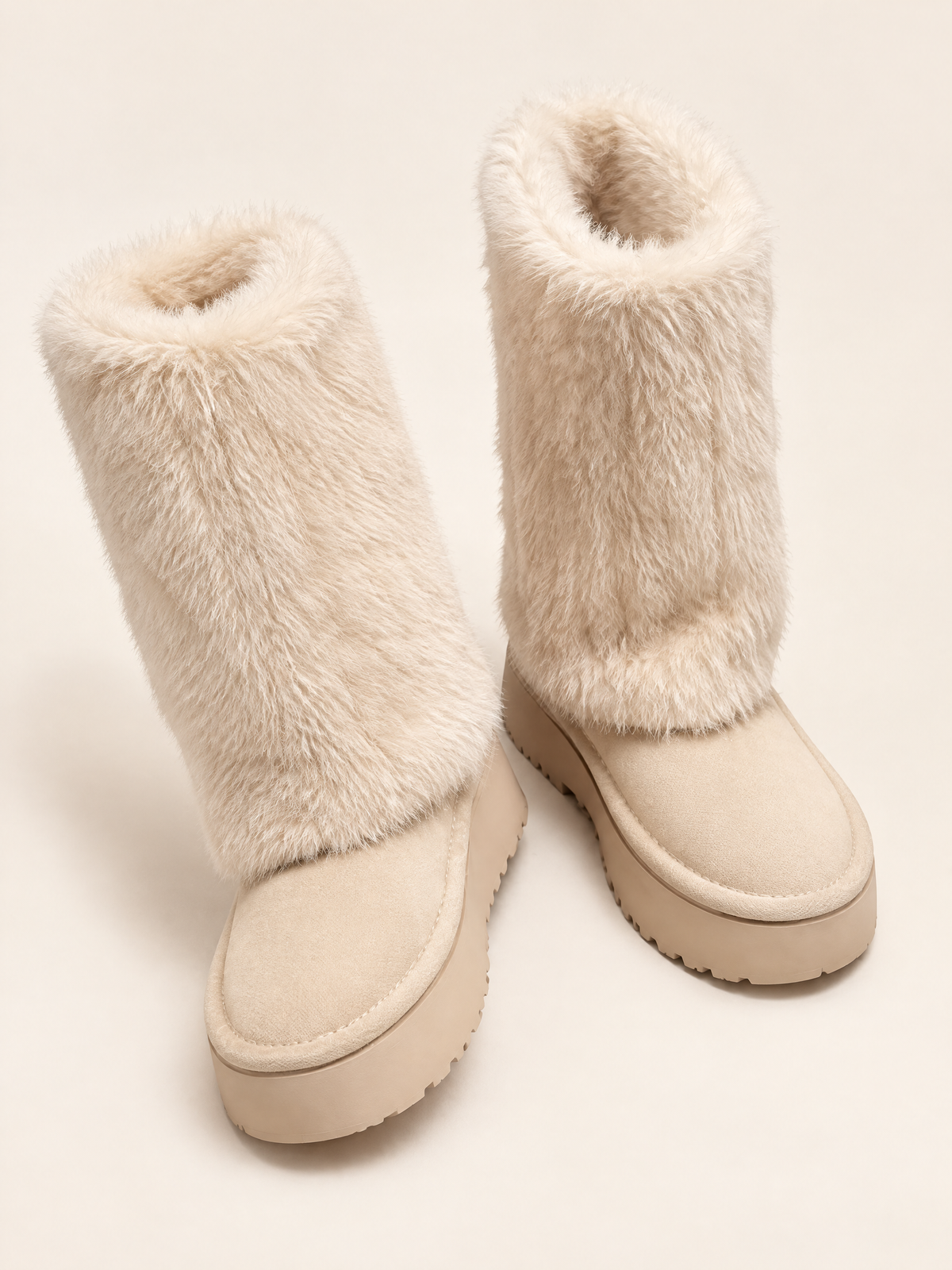 Beige Neige — 06 — Angle haut documenté produit