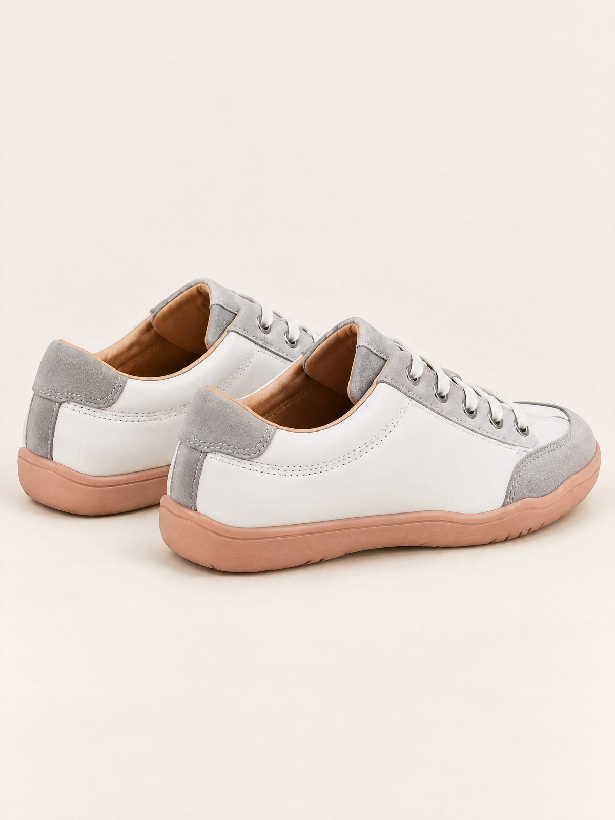 Gris — Gris 06 — Angle trois-quarts arrière utile