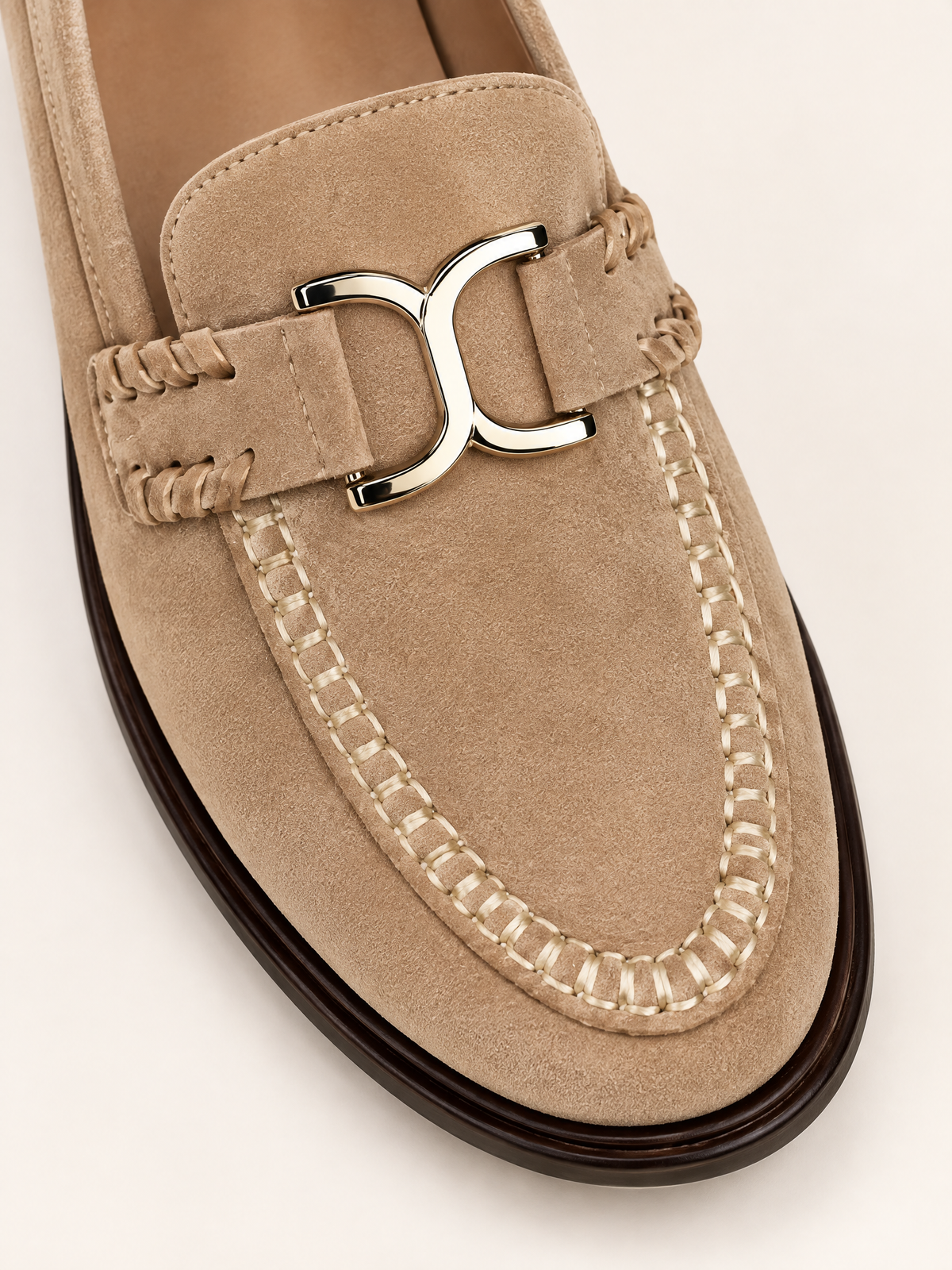 Beige taupe — 07 — Beige taupe — détail mors et couture
