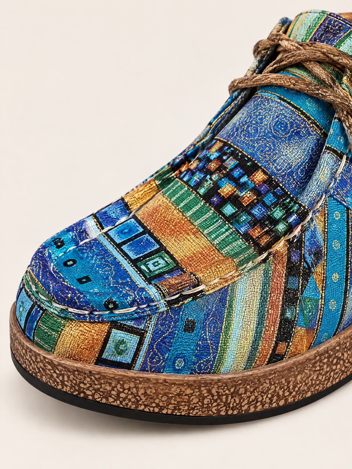 Bleu Patchwork — 08 — Détail bout rond et semelle
