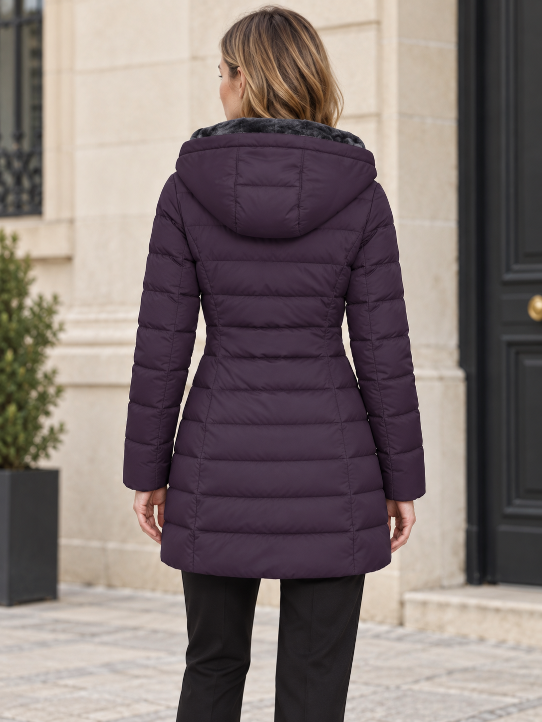 Parka impermeabile con cappuccio foderato — Eugénie