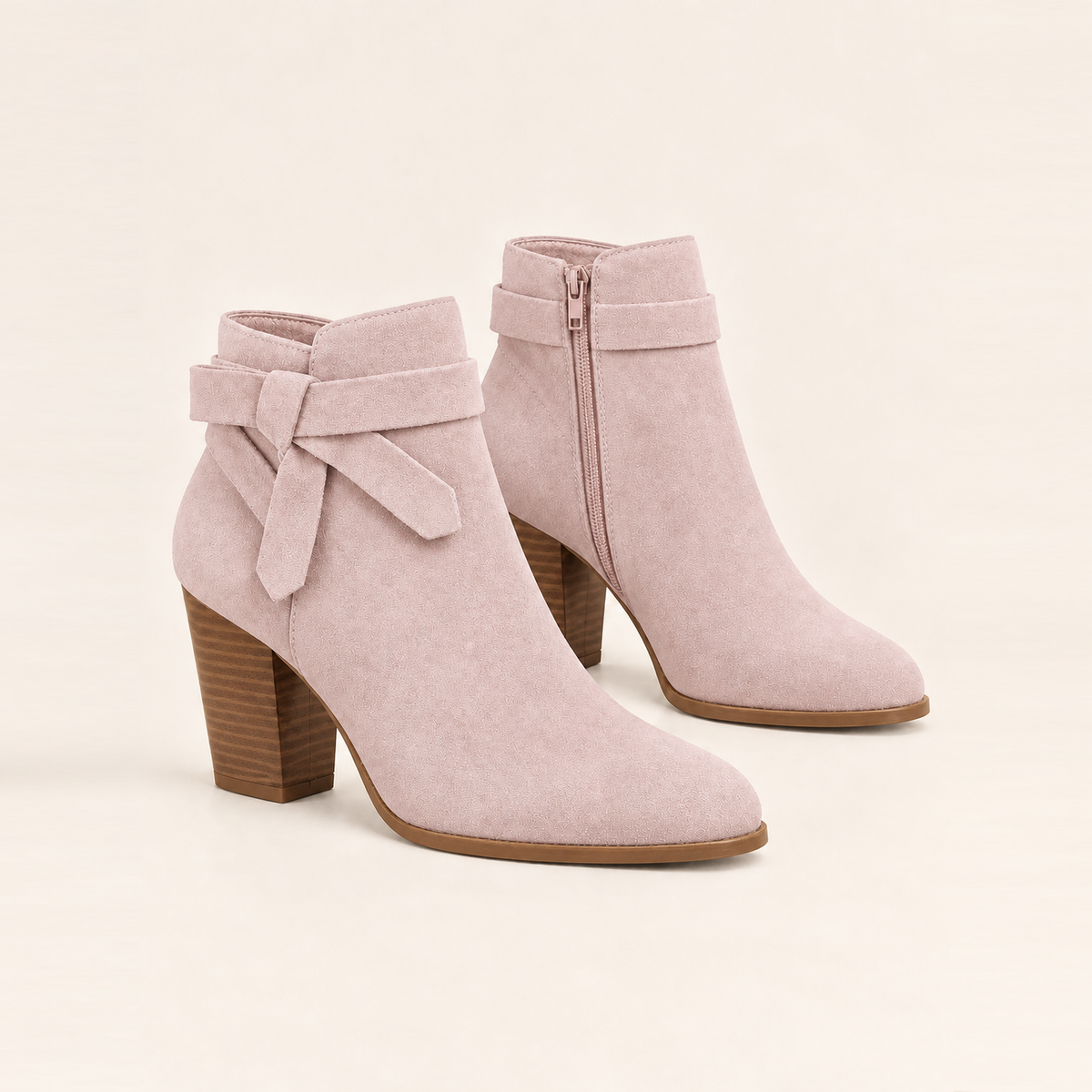Stivaletti in suede con fiocco laterale — Lucile